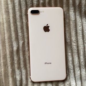 iPhone 8 Plus